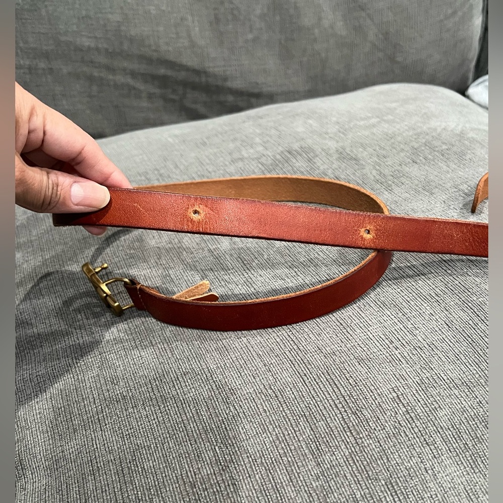 Gucci Skinny Leather Belt - Picture 4 of 8